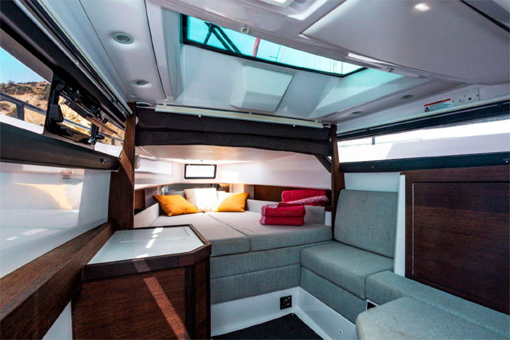 Rent a Boat Mallorca Axopar 37 Brabus Edition