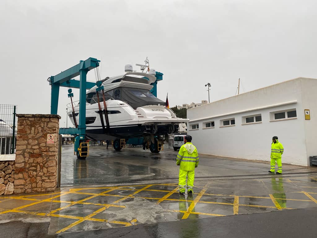 Gpr Antifouling Yachts Mallorca Ferran Marine Servicies